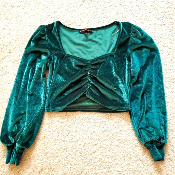 Emerald Green velvet style long sleeve crop top almost famous medium ribbed - Picture 3 of 9